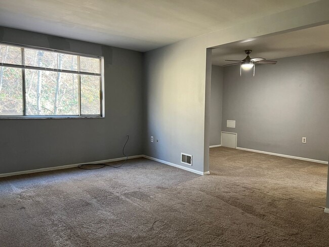 Photo - 20 Woodlawn St Unit 1