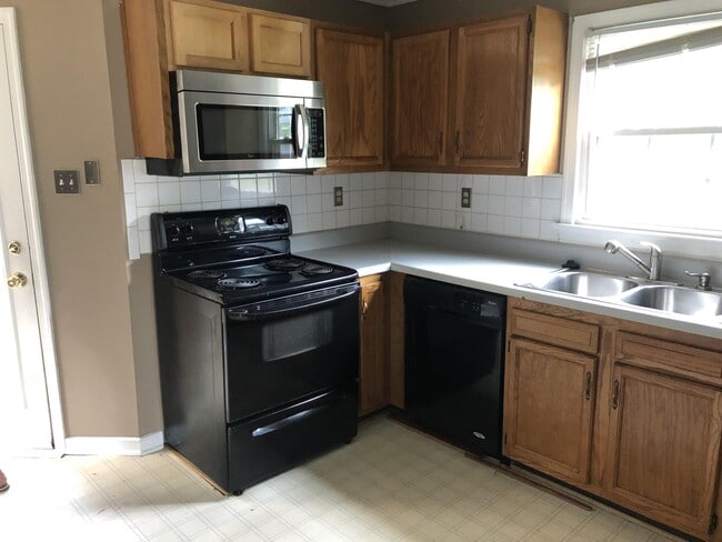 Photo - 9608 Country Way Rd
