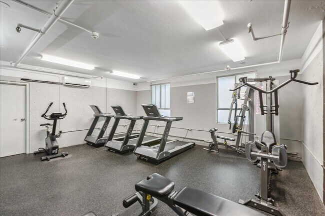 Photo - Highland Village