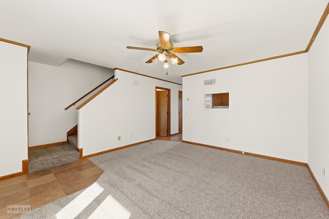 Photo - 105 Colonial Pkwy