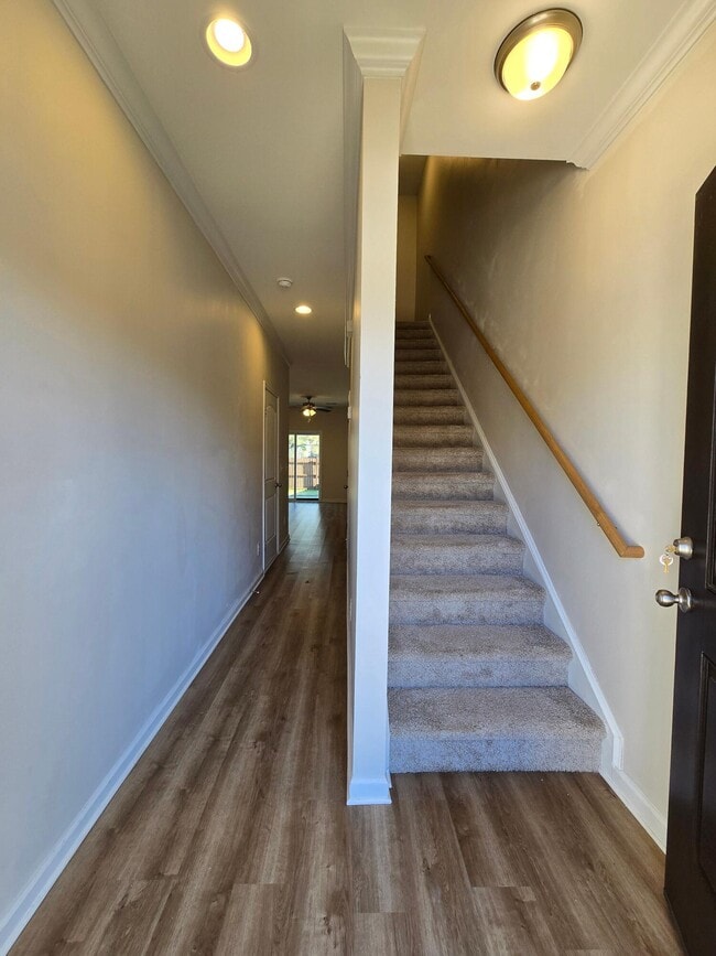 Photo - 1785 Snead Dr