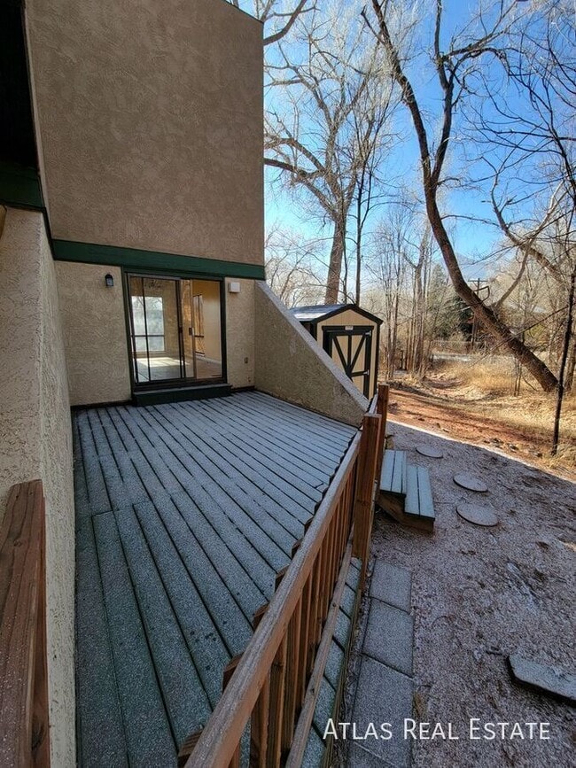 Photo - 406 Columbia Rd