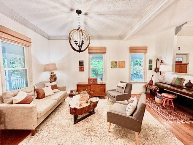 Photo - Beautifully renovated 4BR/3BA rambler with...