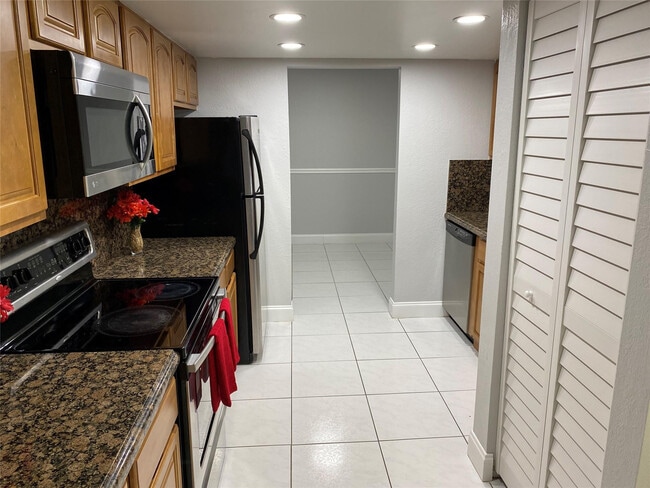 Photo - 2700 Coral Springs Dr Unit 211