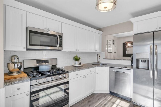 Photo - 612 Covington Ct Unit 612 Covington Ct.