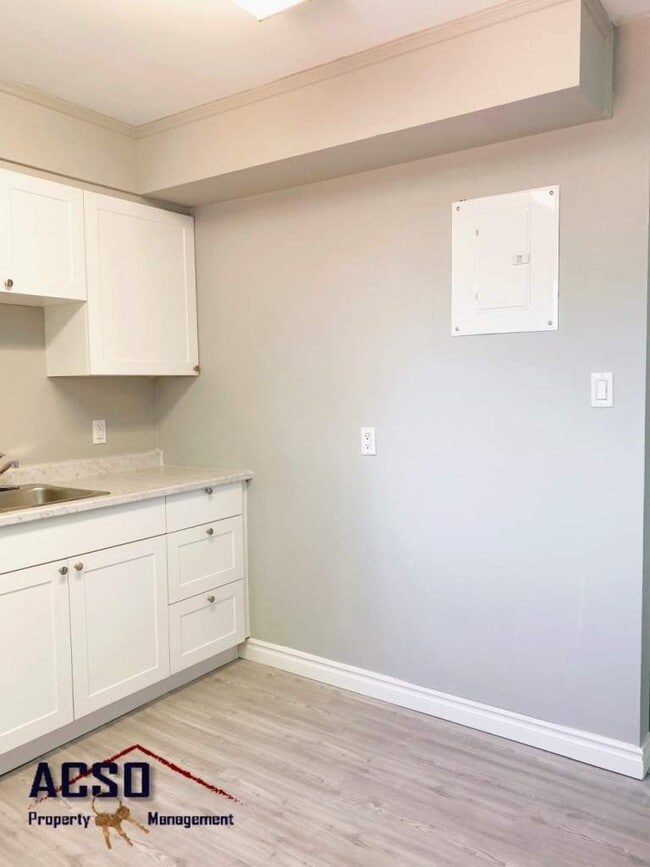Photo - 20 Cait Av Unit 20 Cait Ave # 3