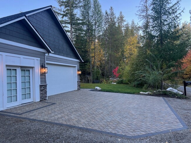 Photo - 301 Sandy Ridge Rd