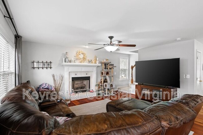Photo - 109 Willow Wood Ave