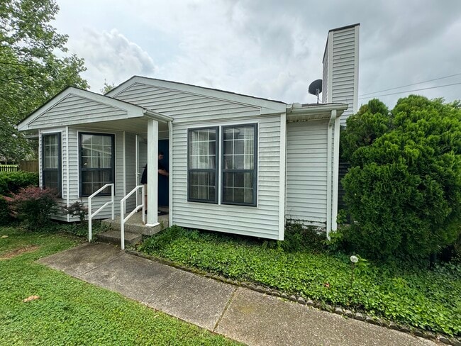 Photo - 3058 Casa Dr