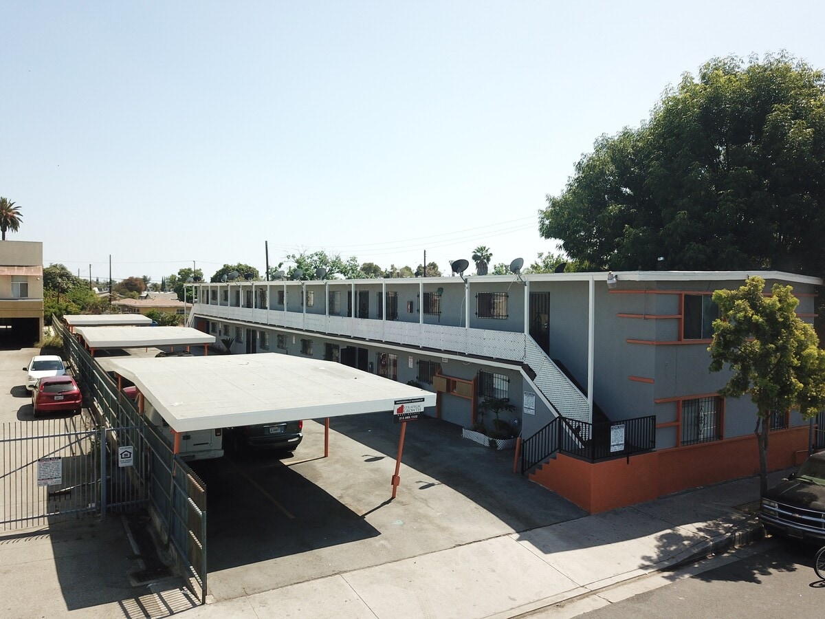 Photo - El Segundo Apts