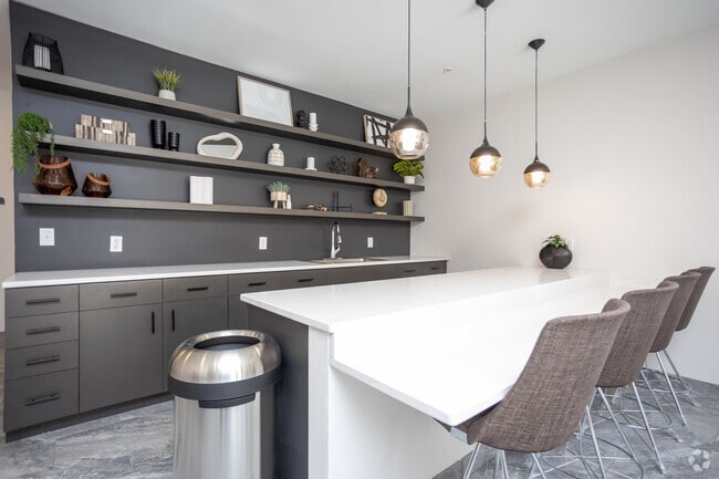 Salón social - Monument