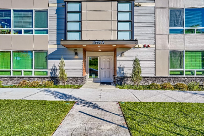 Building Photo - 2330 Yakima Ct Rental