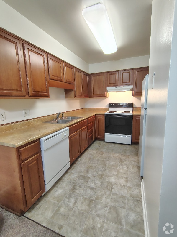 Building Photo - 600 Reusens Rd Rental