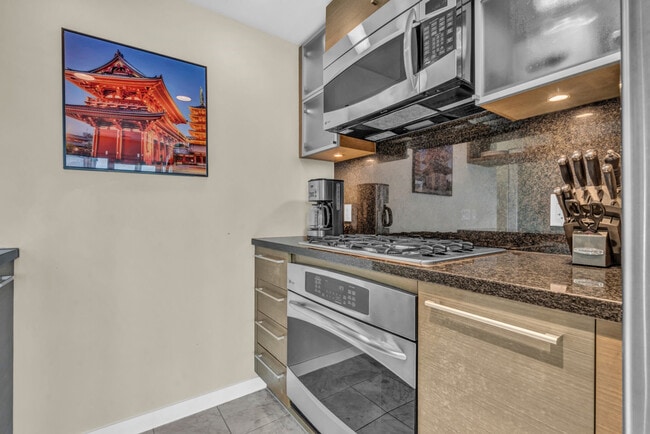 Photo - 833 Seymour St Unit SI ID1222963P