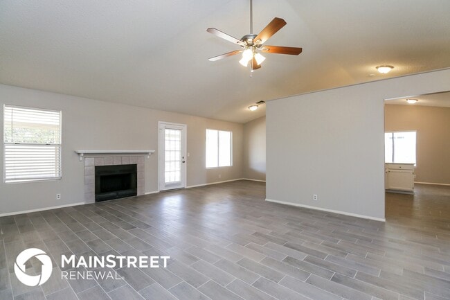 Photo - 7913 W Krall St