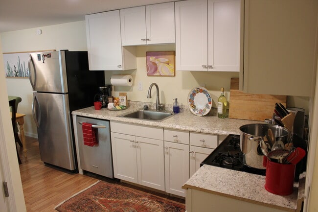 Photo - 1112 Holmes Ave Unit 1112 Holmes Ave