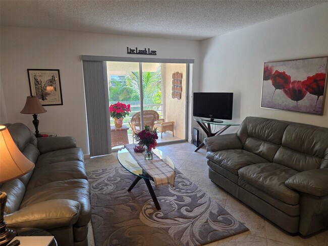 Photo - 959 SE 2nd Ave Unit 239