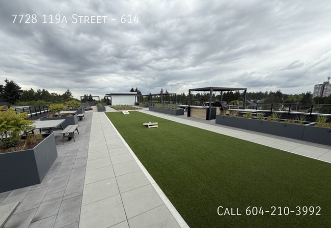 Building Photo - Brand New Top Floor Corner Unit 614