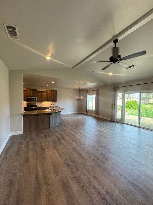 Photo - 3 BED 2 BATH HOME IN PLACER WEST SUBDIVISION