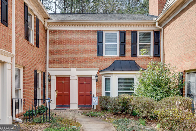 Photo - 57 Mt Vernon Cir Townhome