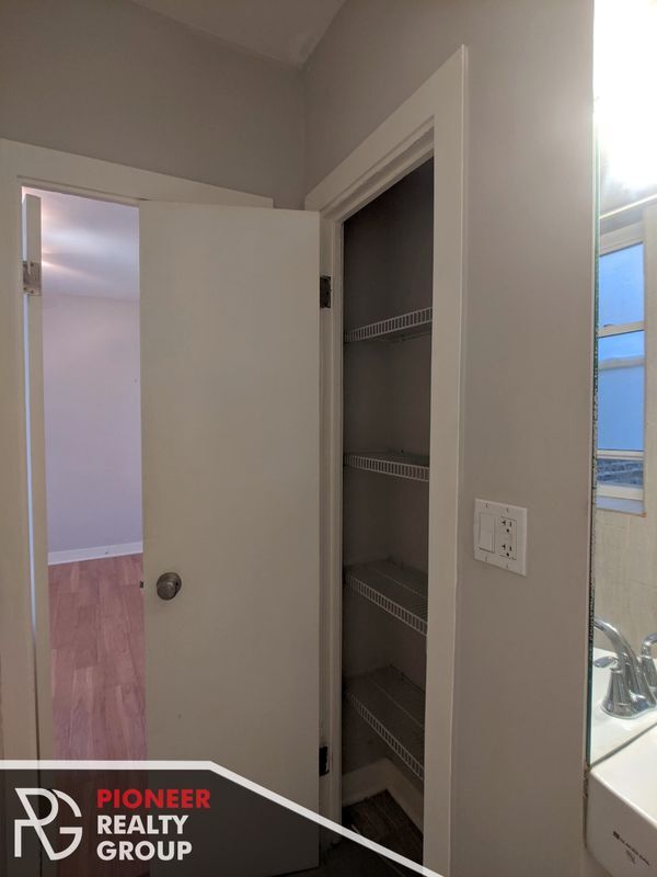 Photo - 511 W Belmont Ave Unit 31