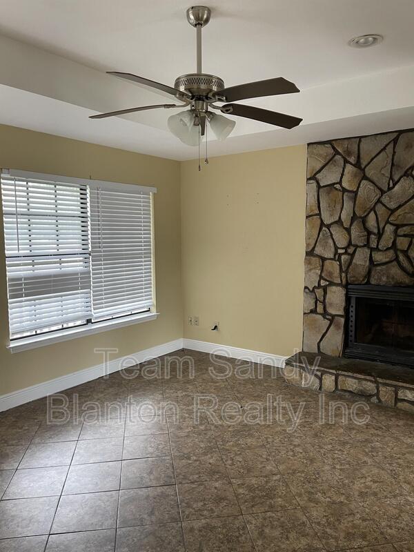 Photo - 8810 Fowler Ave