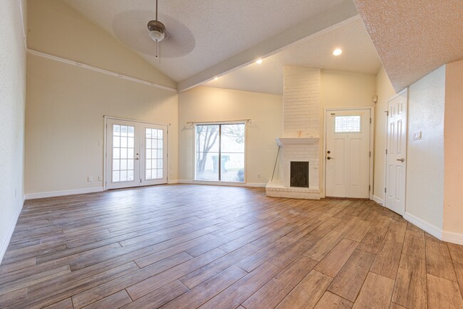 Photo - 10822 Kirktown Dr