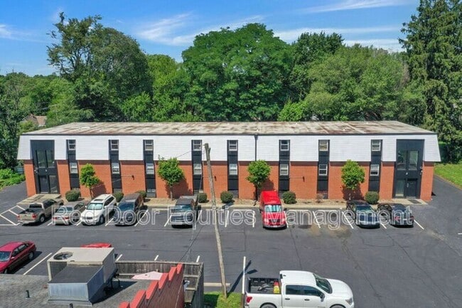 Photo - 425 Mt Vernon Rd