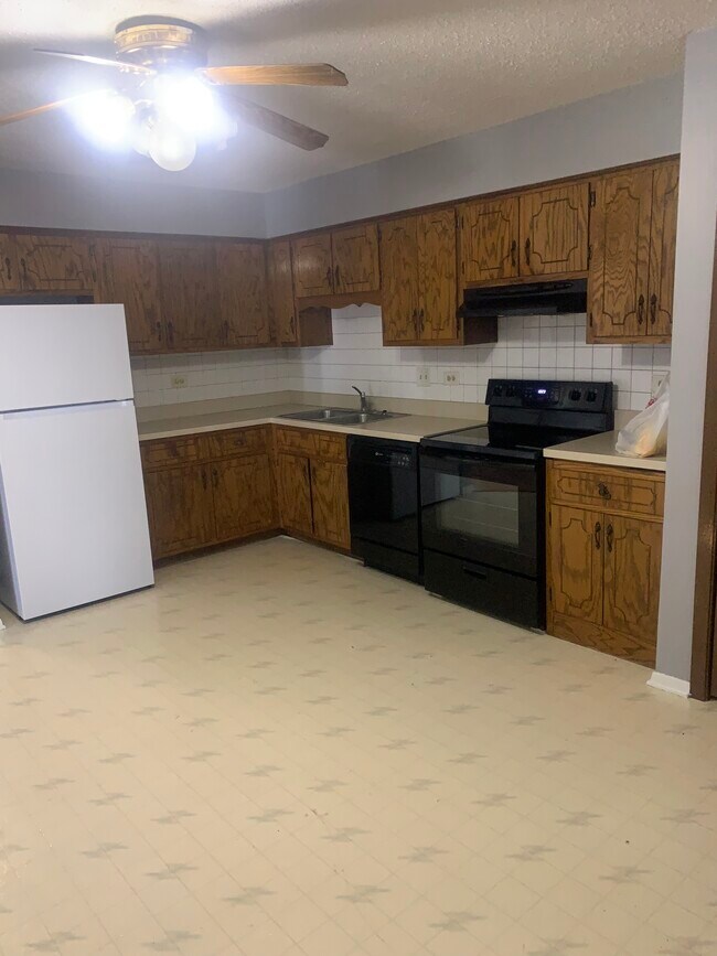 Photo - 214 Madison St Unit 214 apartment 2B