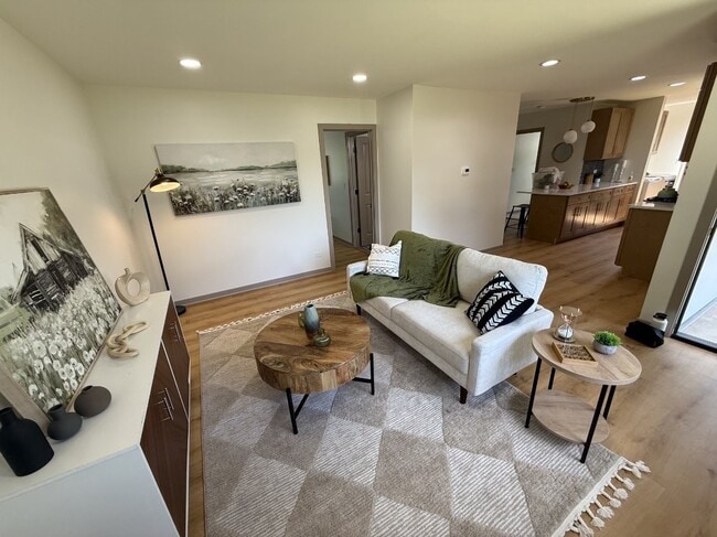 Photo - 939 S Fletcher Dr