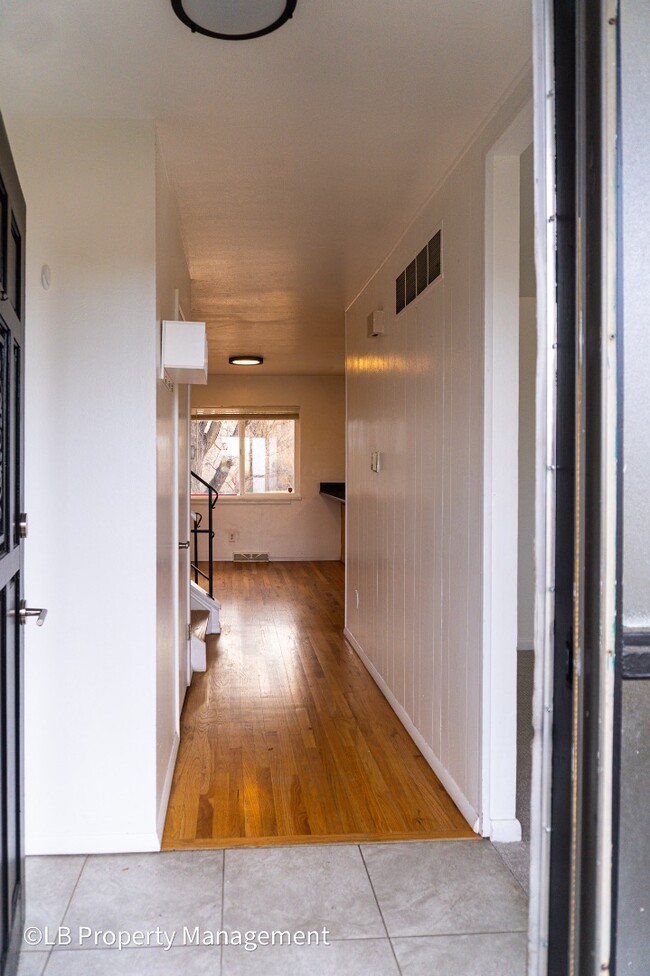 Photo - 8150 E Linvale Pl