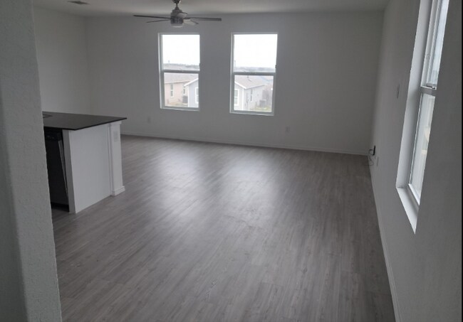 Photo - 3819 Millbrook Wy