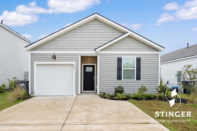 Photo - 548 Hideaway St