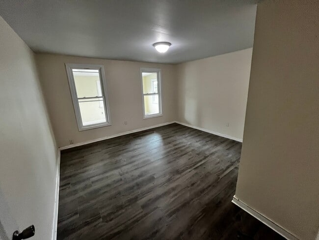 5 River St Unit 2nd floor