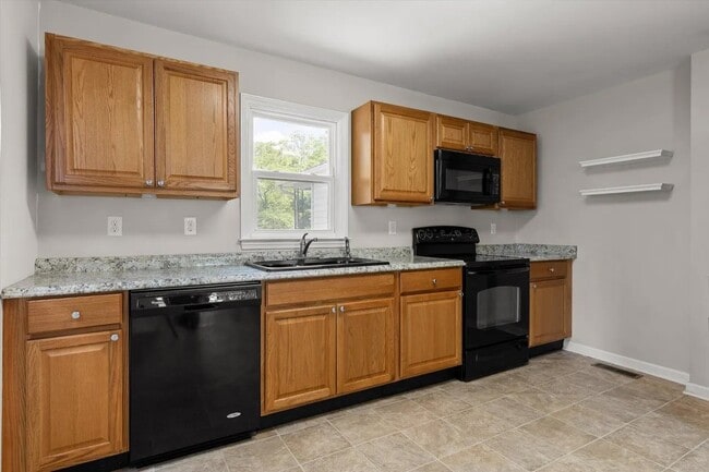 Photo - 1604 E Ridge Ave