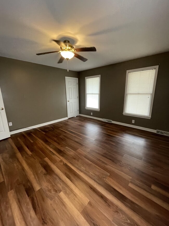 Photo - 288 Oak Ridge Dr