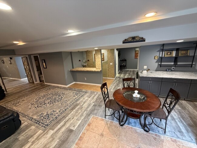 Building Photo - 131 Taylors Mills Rd Rental