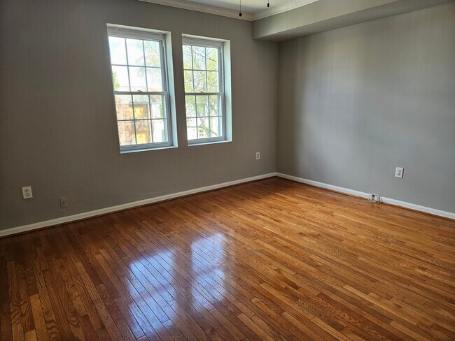 Bedroom 1 - 330 Delafield Pl NW Unit 1