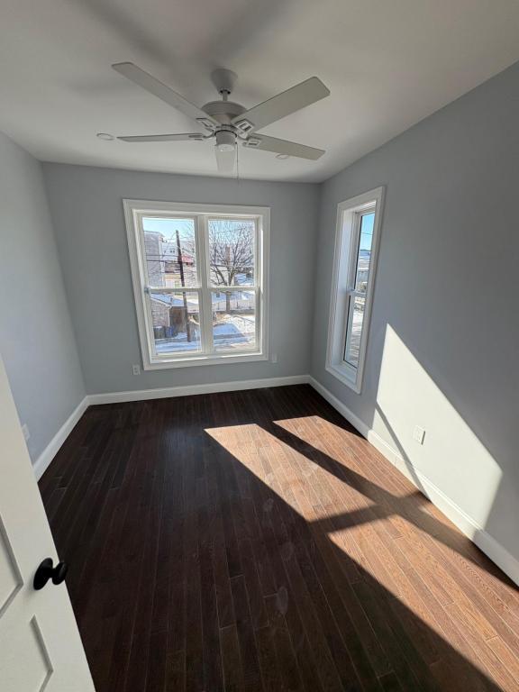 Photo - 202 Carlisle St