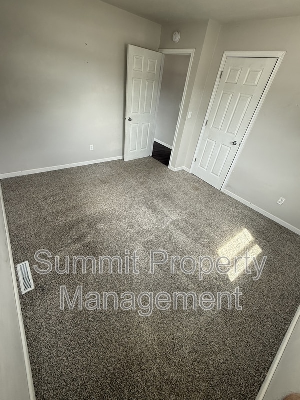 Photo - 3303 S Holly Ave