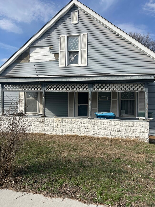 Photo - 47 W Penning Ave