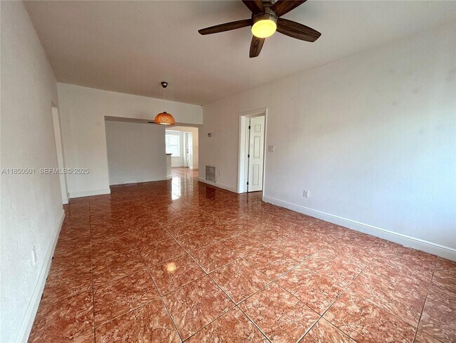 Photo - 110 NE 56th St Unit 110