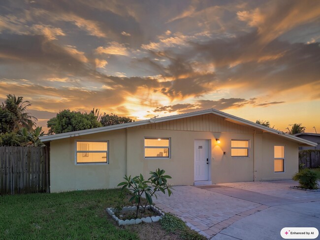 Building Photo - 226 E Gateway Blvd