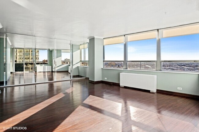 Photo - 5701 N Sheridan Rd Unit 19B