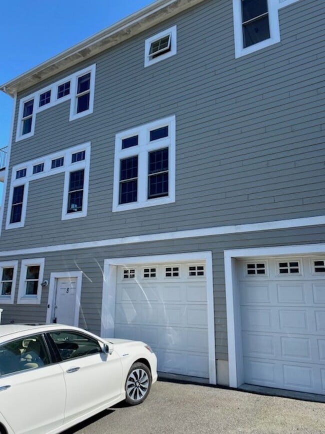 Three Bedroom 3.5 baths Townhouse for Rent... - Three Bedroom 3.5 baths Townhouse for Rent...