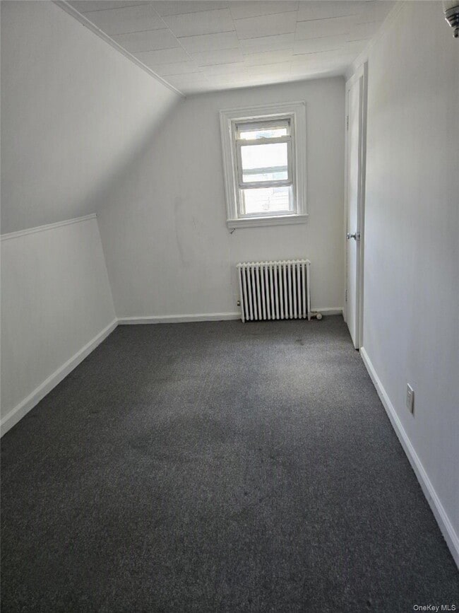 Photo - 717 Henry St Unit 2