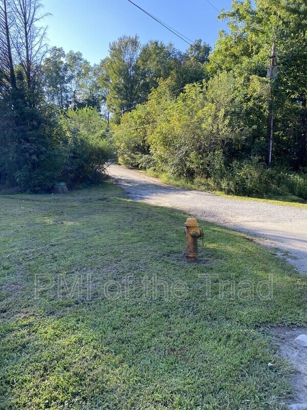 Photo - 1600 Oak Croft Ct Unit Apt F