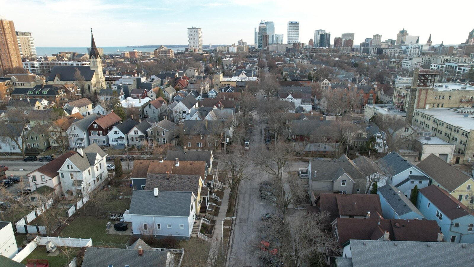 Photo - 1825 N Astor St Unit Upper