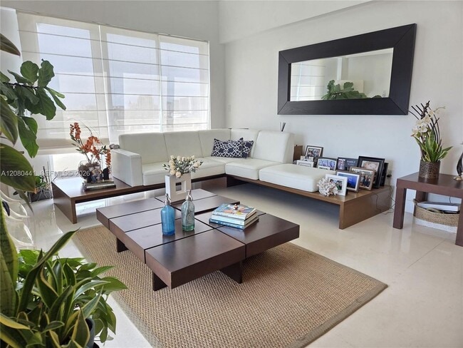 Photo - 2400 SW 27th Ave