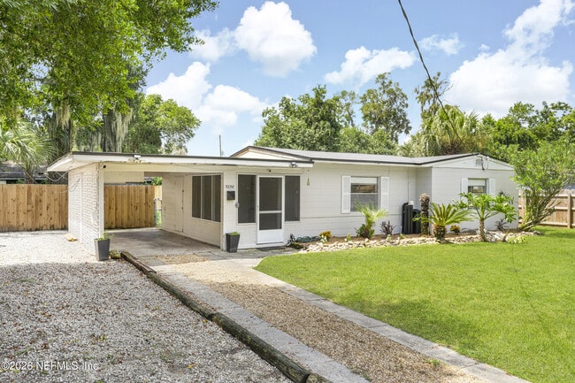 5236 River Forest Dr